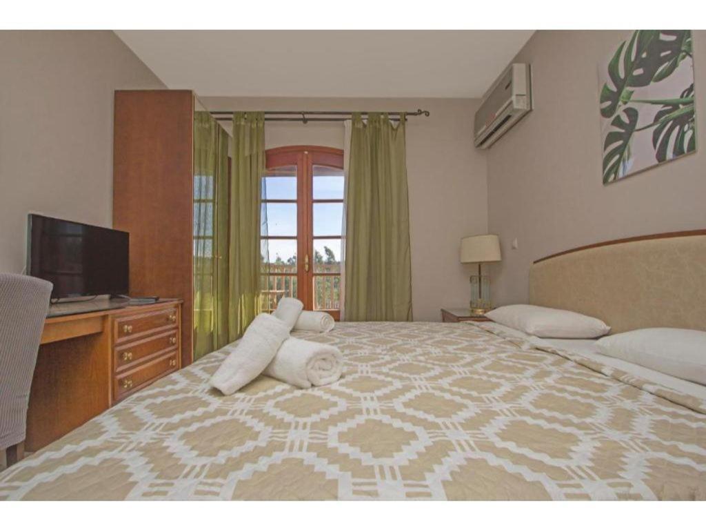 Corfu Club Standard Apartment 3 Danilia Екстер'єр фото